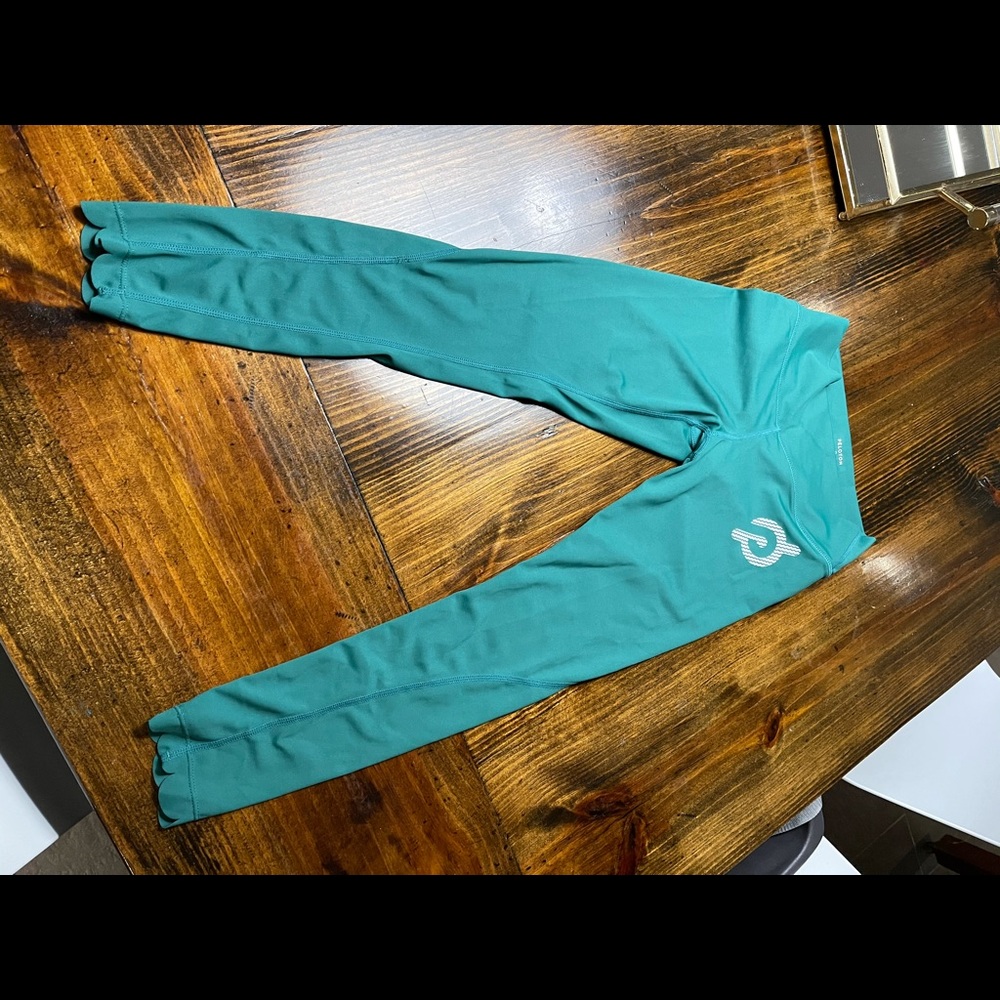 Peloton size small emarald green leggings